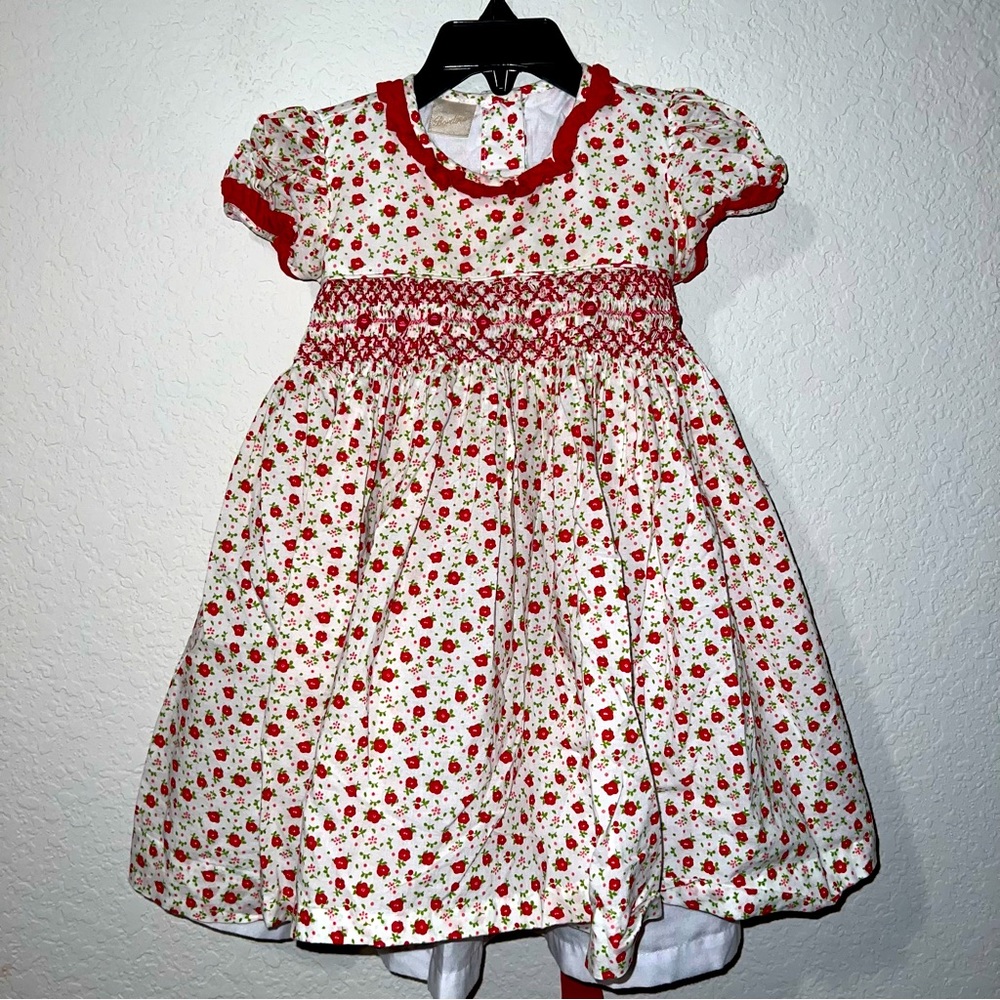 Vintage Bordino smocked floral girls dress